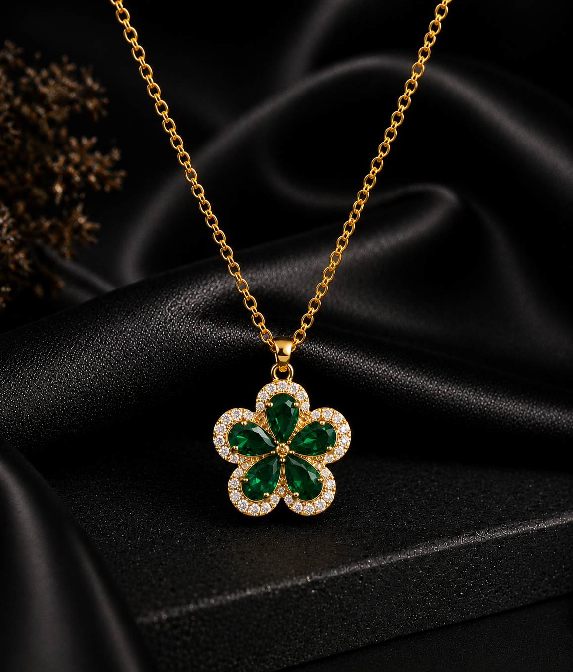 Floral Shine Necklace